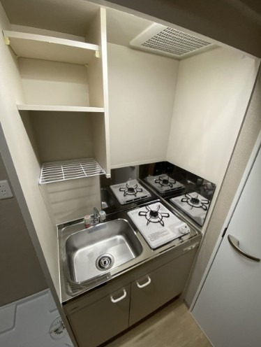 コンロ付きのキッチンです