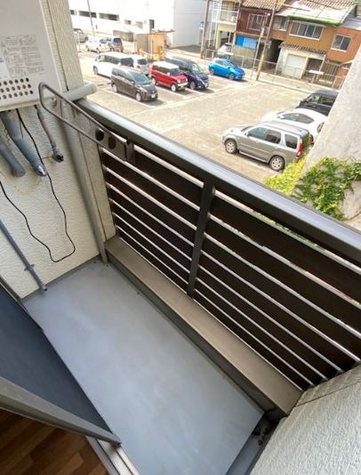 天気のいい日はこちらで洗濯物を干せます