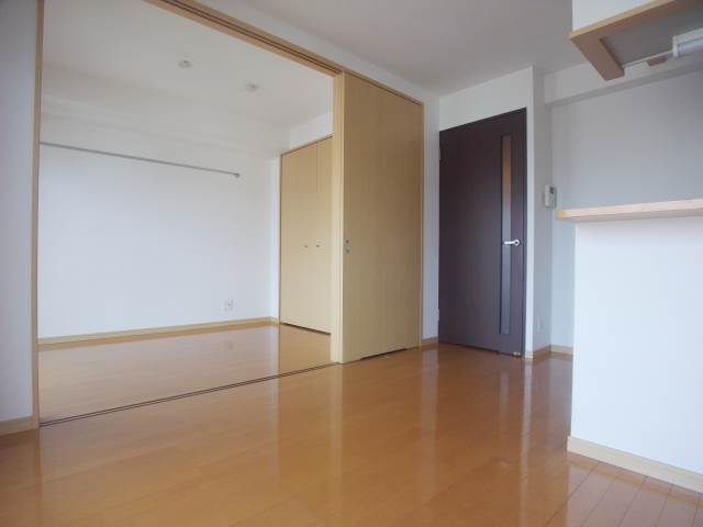 広々8帖越えのリビングです