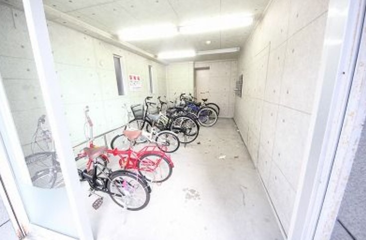 駐輪スペースもございます