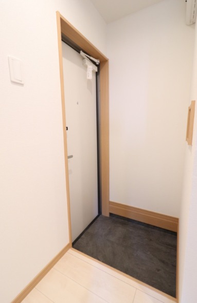 玄関はこのようになっています。