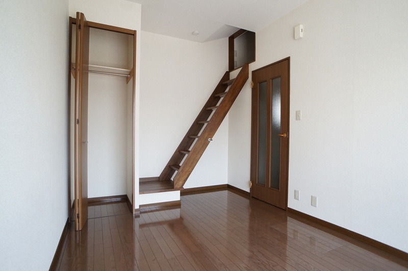 ロフトも広々しております。