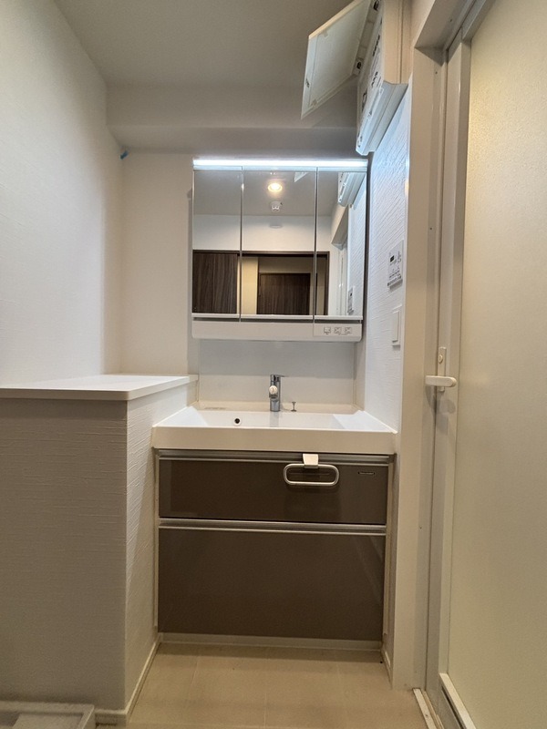 お出かけ前の身支度はこちらから