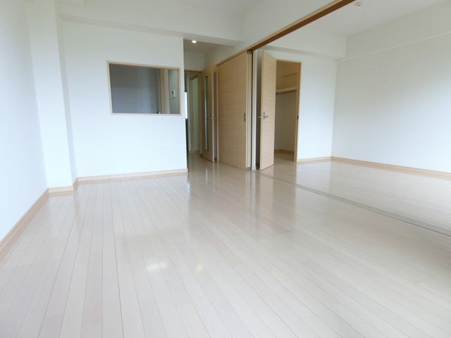 家具の配置がしやすいリビング