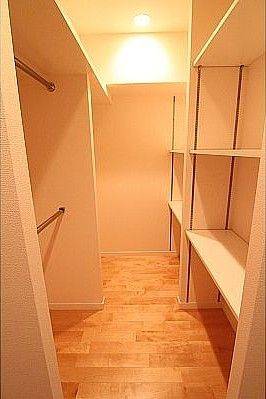 お荷物はこちらへ。