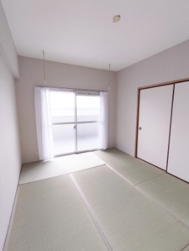 畳のにおいで落ち着きます