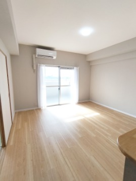 エアコン完備で年中快適に過ごせます