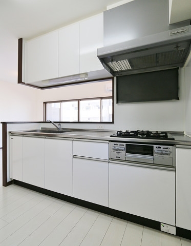 ３口コンロでたくさんの料理を作れますね