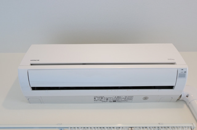 エアコン付きで夏も冬も快適です