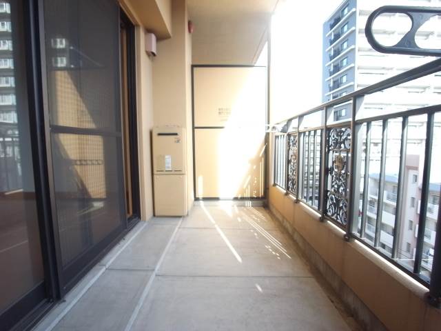 洗濯物はこちらへどうぞ。