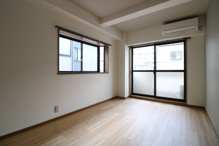 広々としたリビングですね。