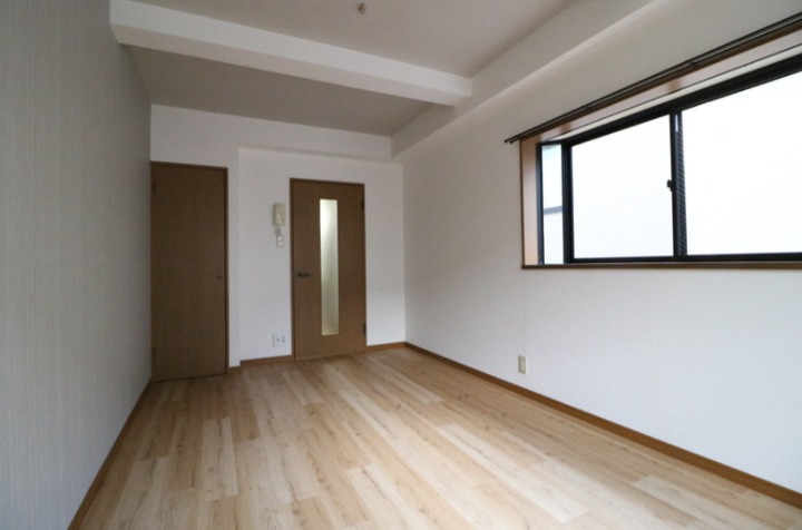 別角度の洋室です。