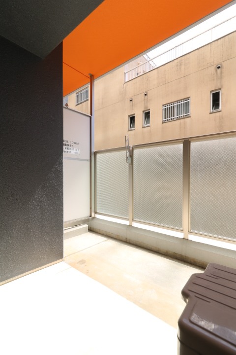 大きなバルコニーです