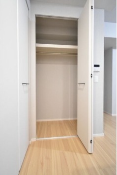 奥行きのある収納