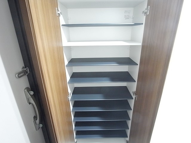 靴が多い方も安心の収納力