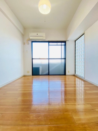 ゆったり過ごせそうなリビングですね