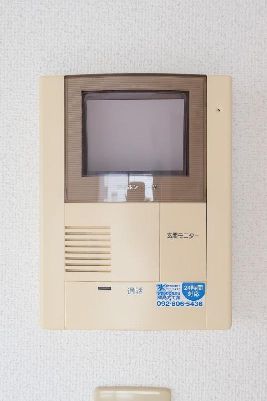 モニタ付きで急な来客時も安心ですね