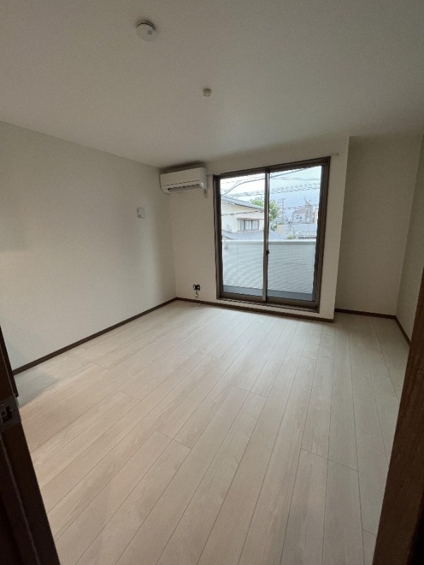 リビング別角度になります。