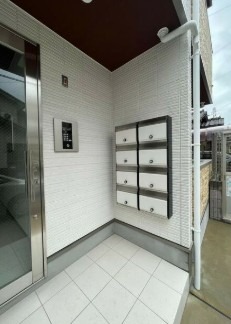 集合ポストもございます。