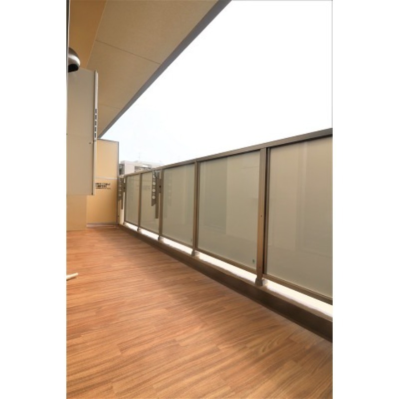 天気のいい日はこちらで洗濯物を干せます