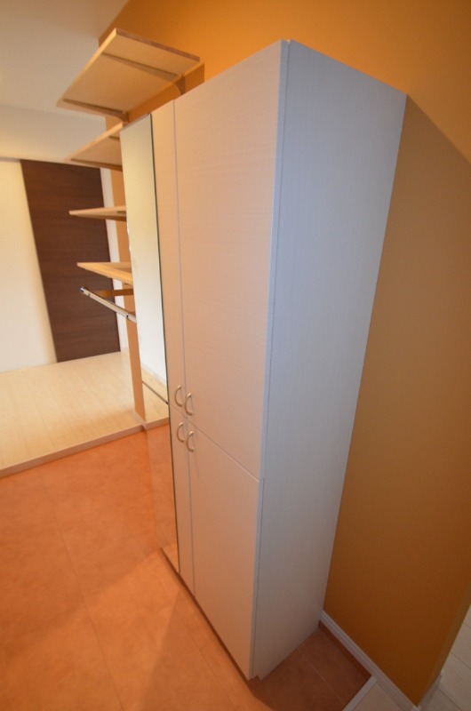 玄関収納もばっちりです。