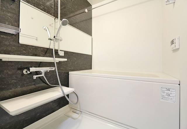 落ち着く雰囲気のお風呂です