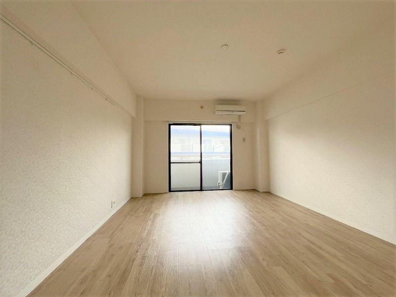 日当たり良好の広々リビングです。