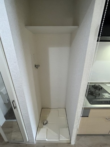 洗濯機は室内に置くことができます。