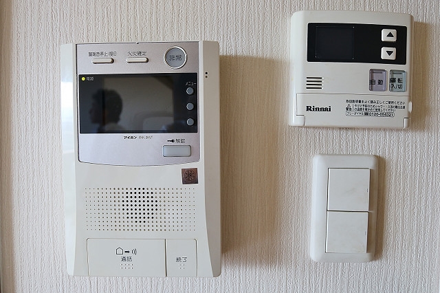 モニター付きインターフォン