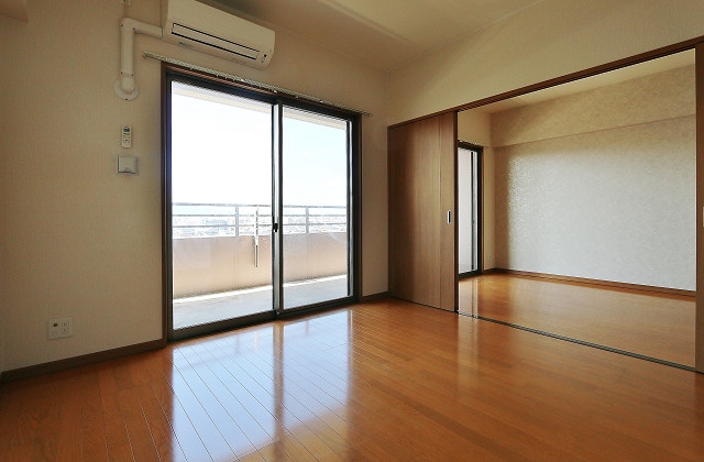 日当たりの良いバルコニー