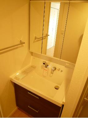 毎日の身支度はこちらで