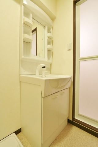 独立洗面台は嬉しいですね