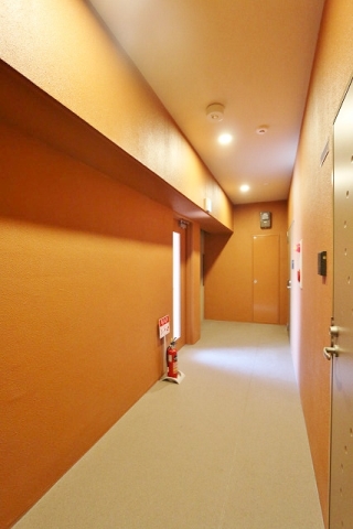 広々とした廊下です