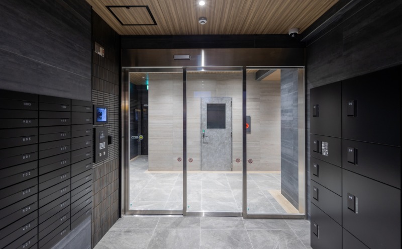 集合ポスト、宅配ボックスもございます。