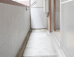 洗濯物はこちらへどうぞ。