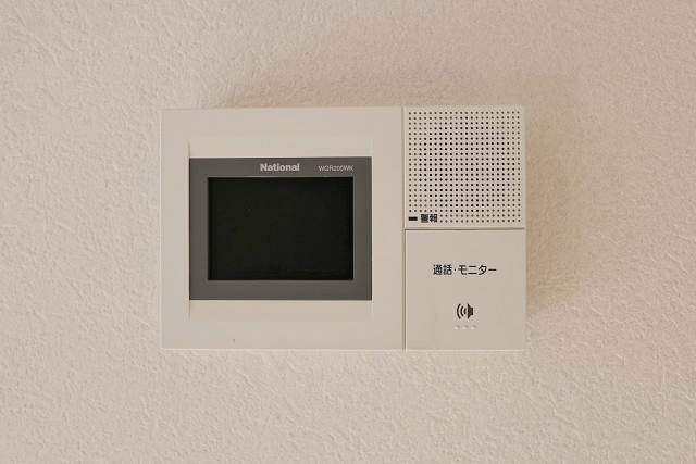 女性の方も安心のモニターフォンです