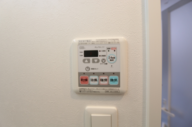 雨の日でも安心の浴室乾燥機付き