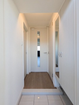 玄関も十分な広さです