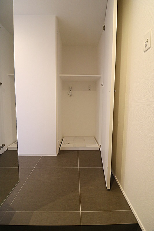 もちろん室内洗濯機置き場付きです