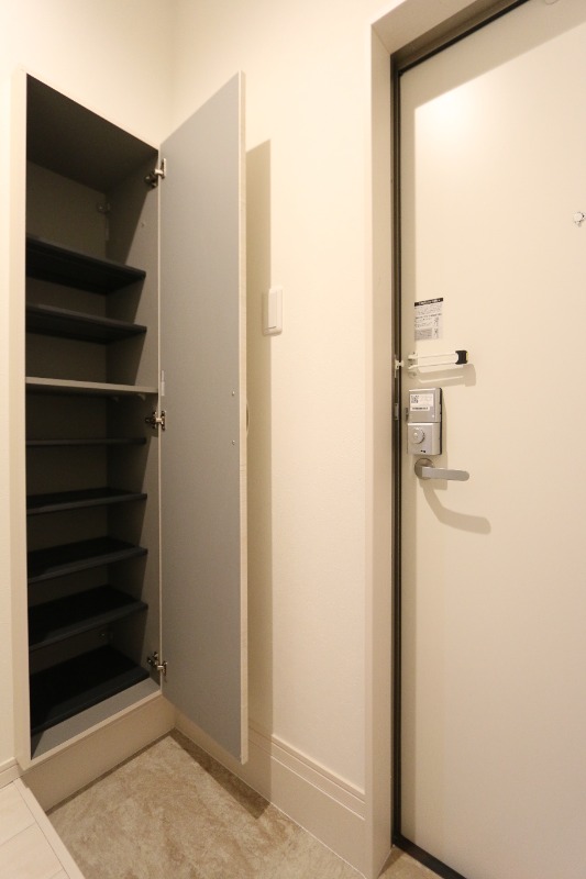 玄関収納もばっちりです