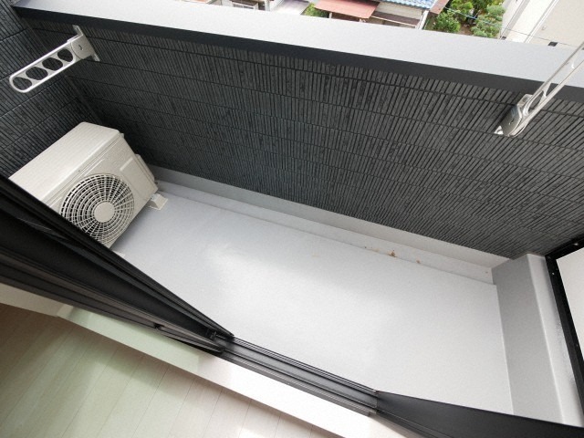 洗濯物はこちらへどうぞ。