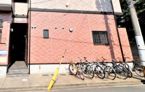 洗濯物はこちらへどうぞ。