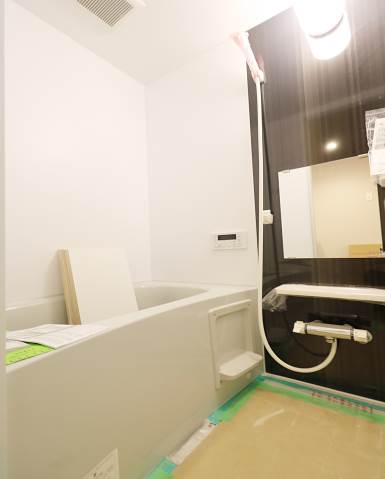 湯船に浸かってゆっくり休みましょう。