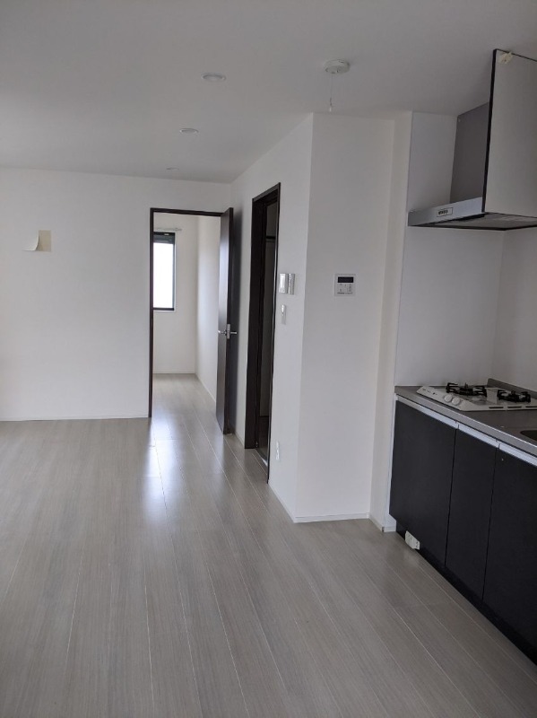 温かみのある明るいお部屋です