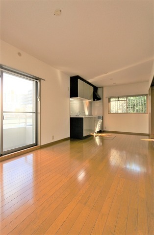 12帖の広々リビングです