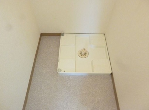 洗濯機は室内に置くことができます。