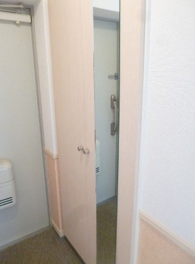 玄関収納もばっちりです。