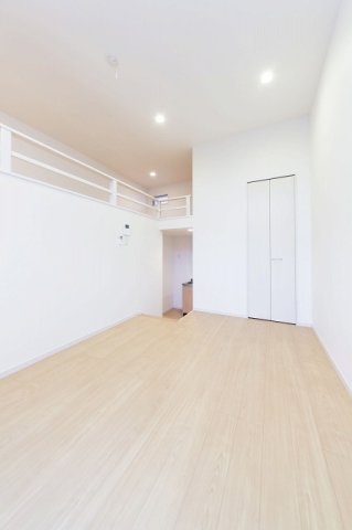 綺麗な白基調のお部屋です。