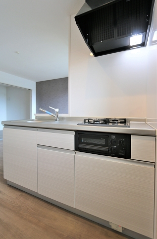 グリル付きのシステムキッチン