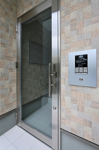 オートロック完備です